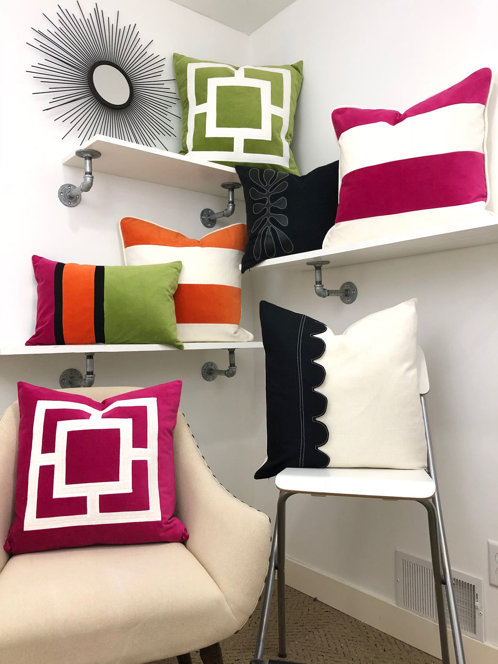 Fuchsia Velvet Pillow Cover: Geometric Linen Applique